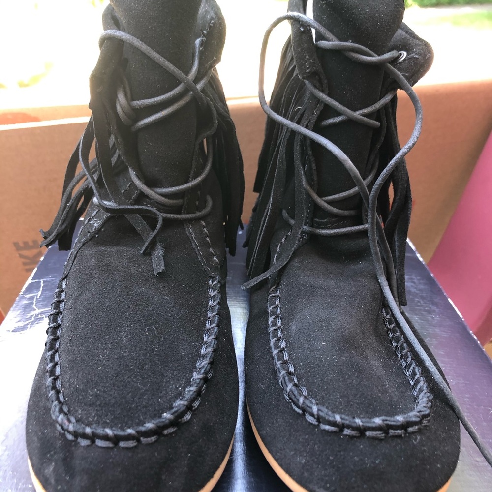 Kids Ralph Lauren Boots - Picture 2 of 3